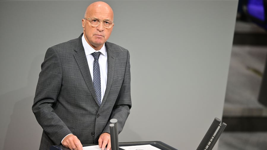 Landtagswahlen: AfD-Verteidigungspolitiker Lucassen kommt Abwahl zuvor und tritt zurück