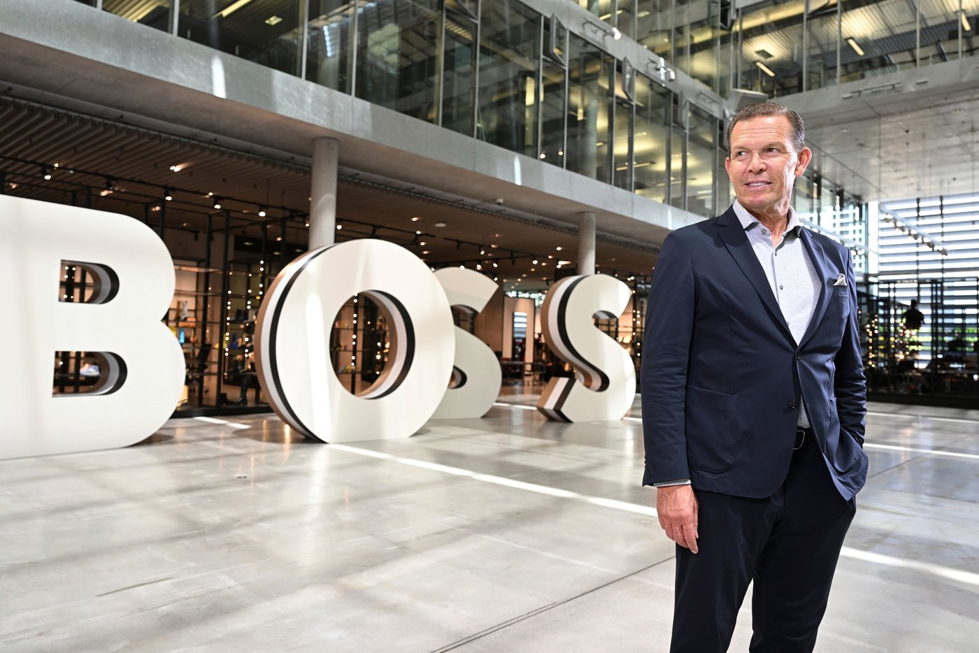 Hugo Boss Modekonzern will profitabler werden Höhere Dividende geplant