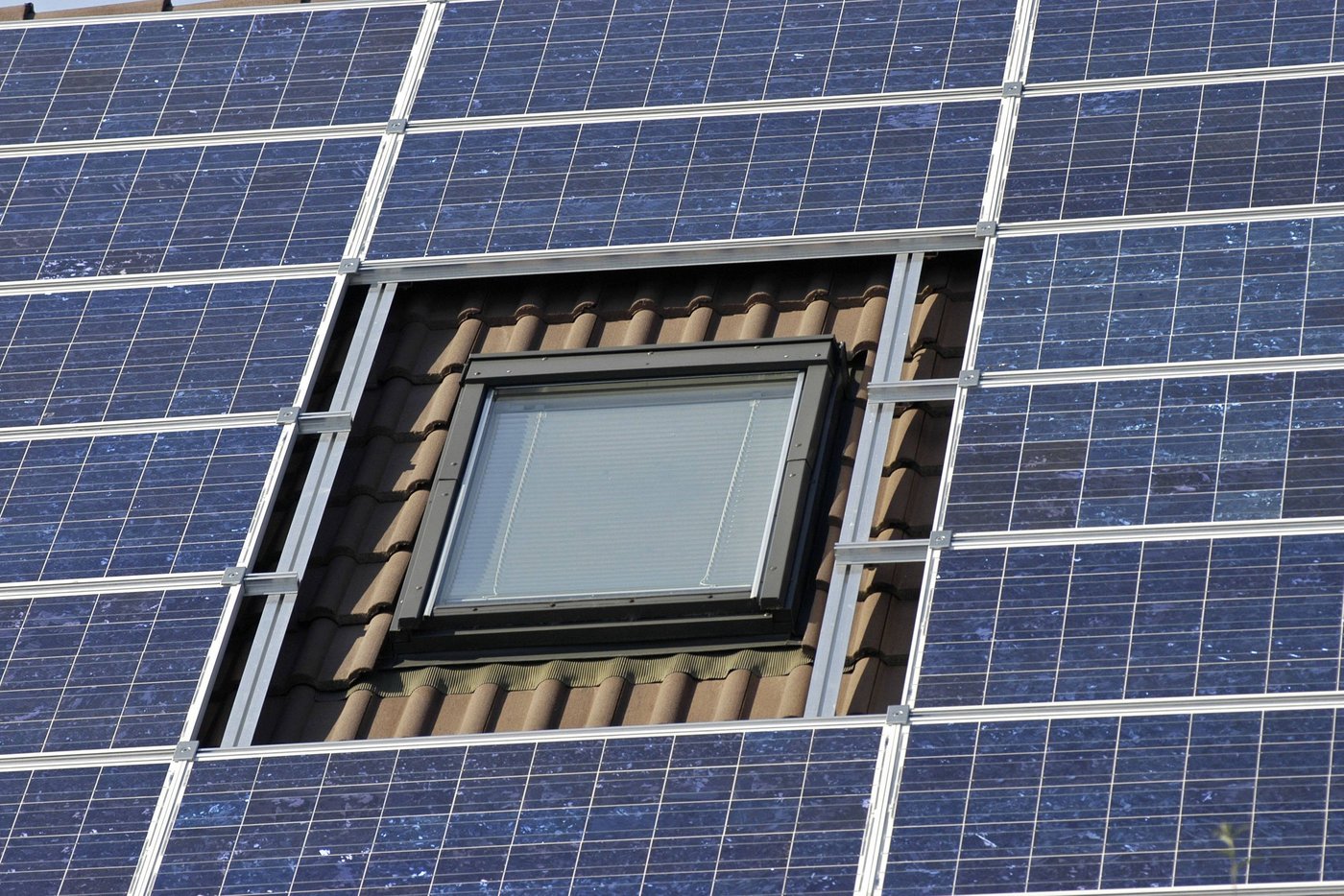 Photovoltaik & Solarthermie: So wird Ihre Wärmepumpe zum Energie-Effizienz-Champion!
