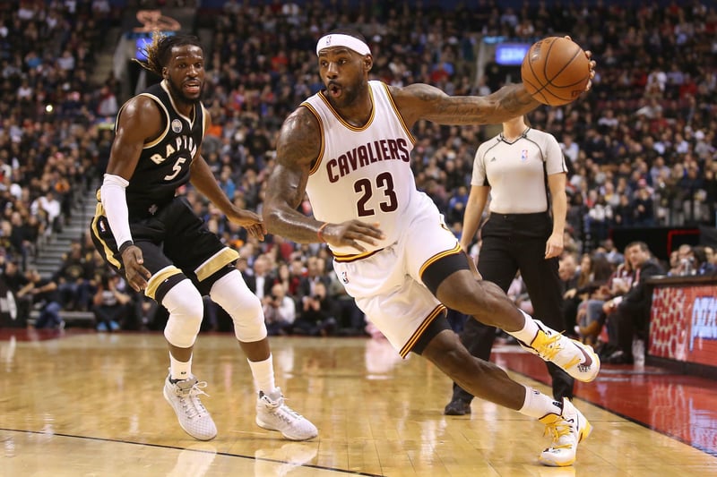 Nike lebron james vertrag clearance