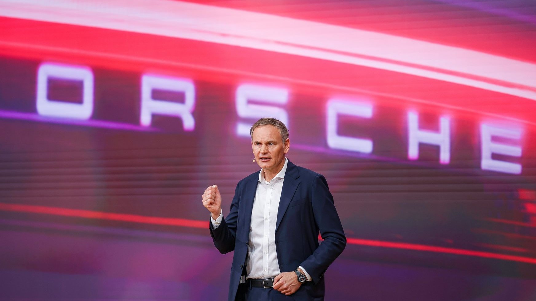 Car manufacturer: Porsche boss sees sports car manufacturer in a strong ...