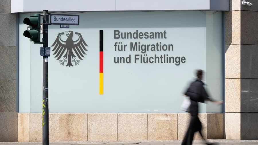 Migration: Deutschland gibt Spitzenplatz bei Asylanträgen ab