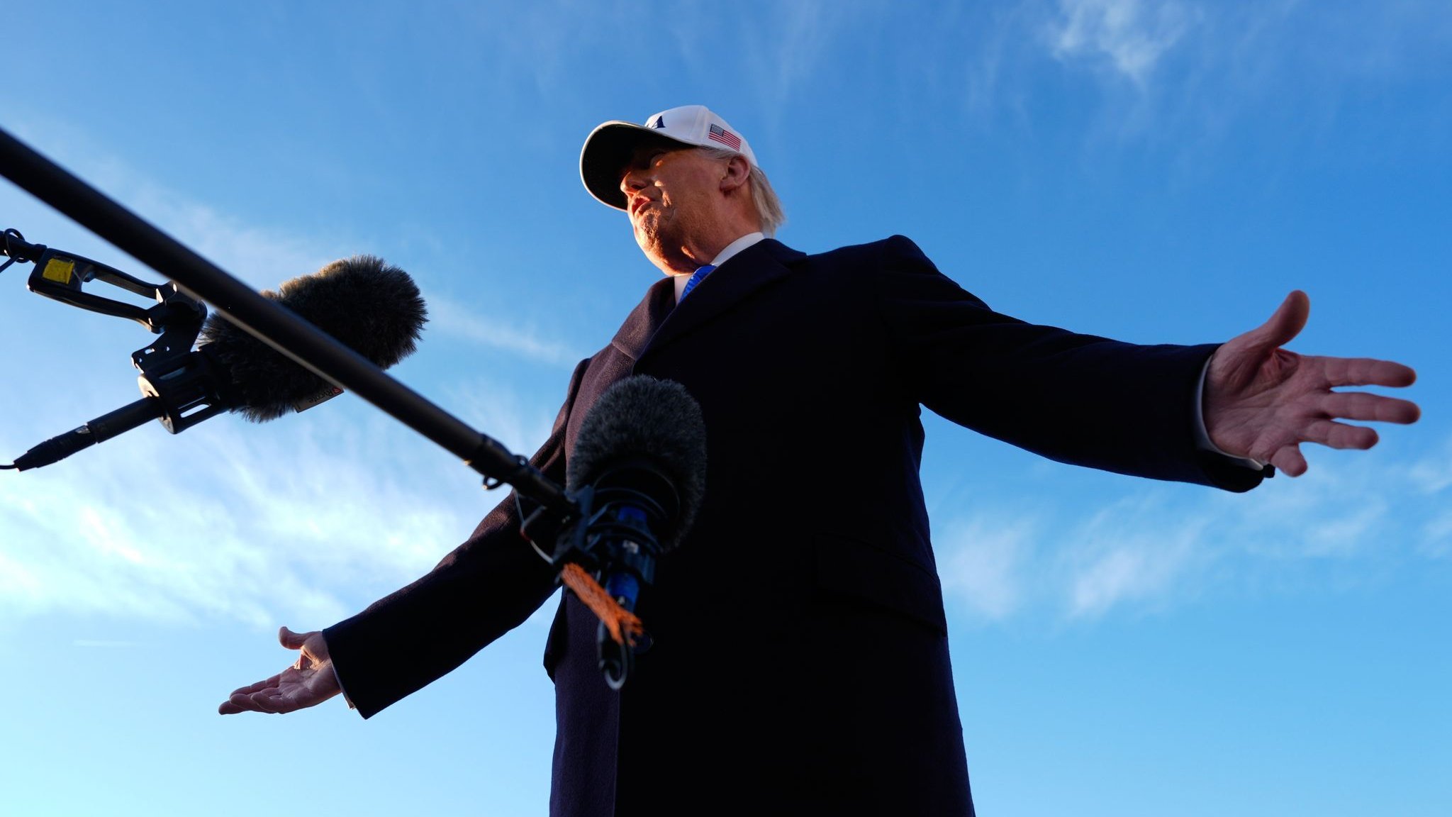 Iran-Krieg: Trump droht Iran wegen Straße von Hormus mit Attacken auf Kraftwerke – und setzt Frist