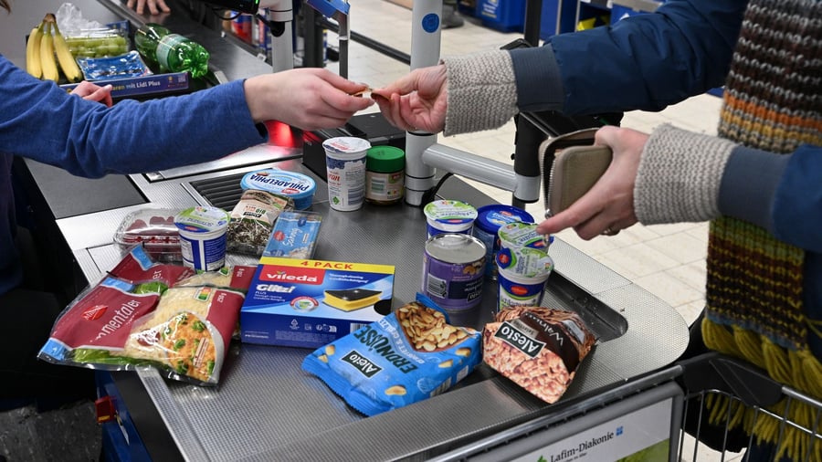 Umfrage: Wie die Menschen in Deutschland Lebensmittel einkaufen