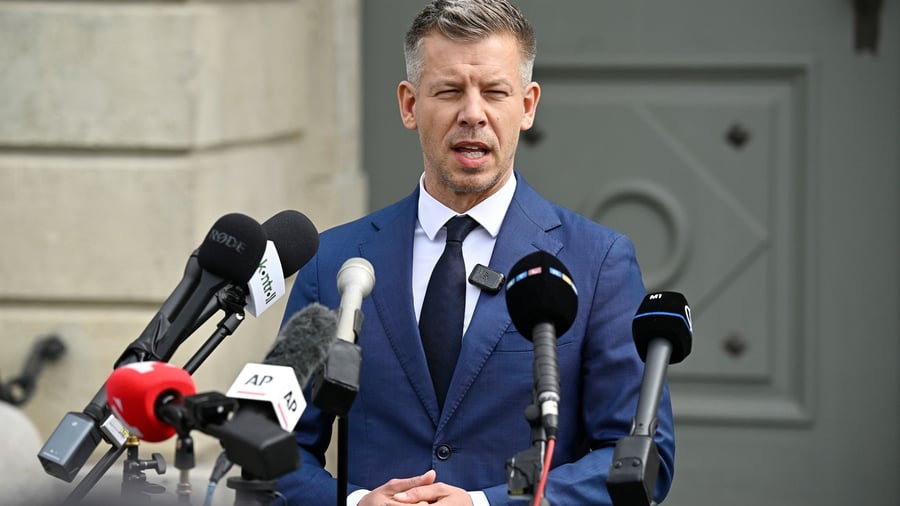 Streit ums höchste Staatsamt: Ungarn: Präsident soll Amt per Verfassungsänderung verlieren