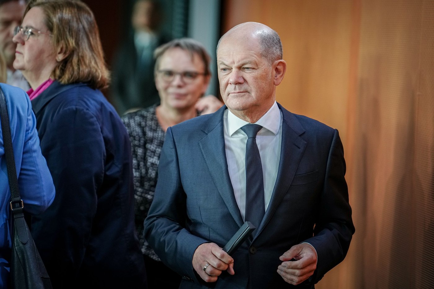 wie alt ist bundeskanzler scholz