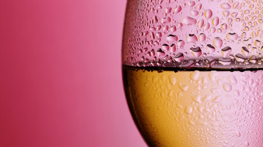 Wein: Frische im Glas – Die besten Weine für den Frühlingsbeginn