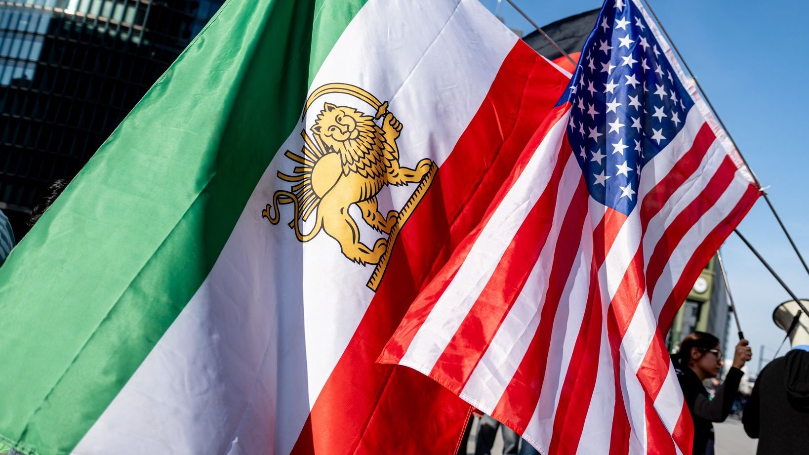 Iran-Krieg: Iran nimmt offenbar US-Diplomaten in Nahost ins Visier