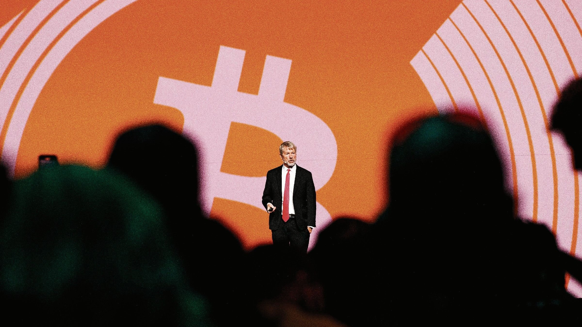 Bitcoin: Investor Michael Saylor erwägt erstmals Bitcoin-Verkauf
