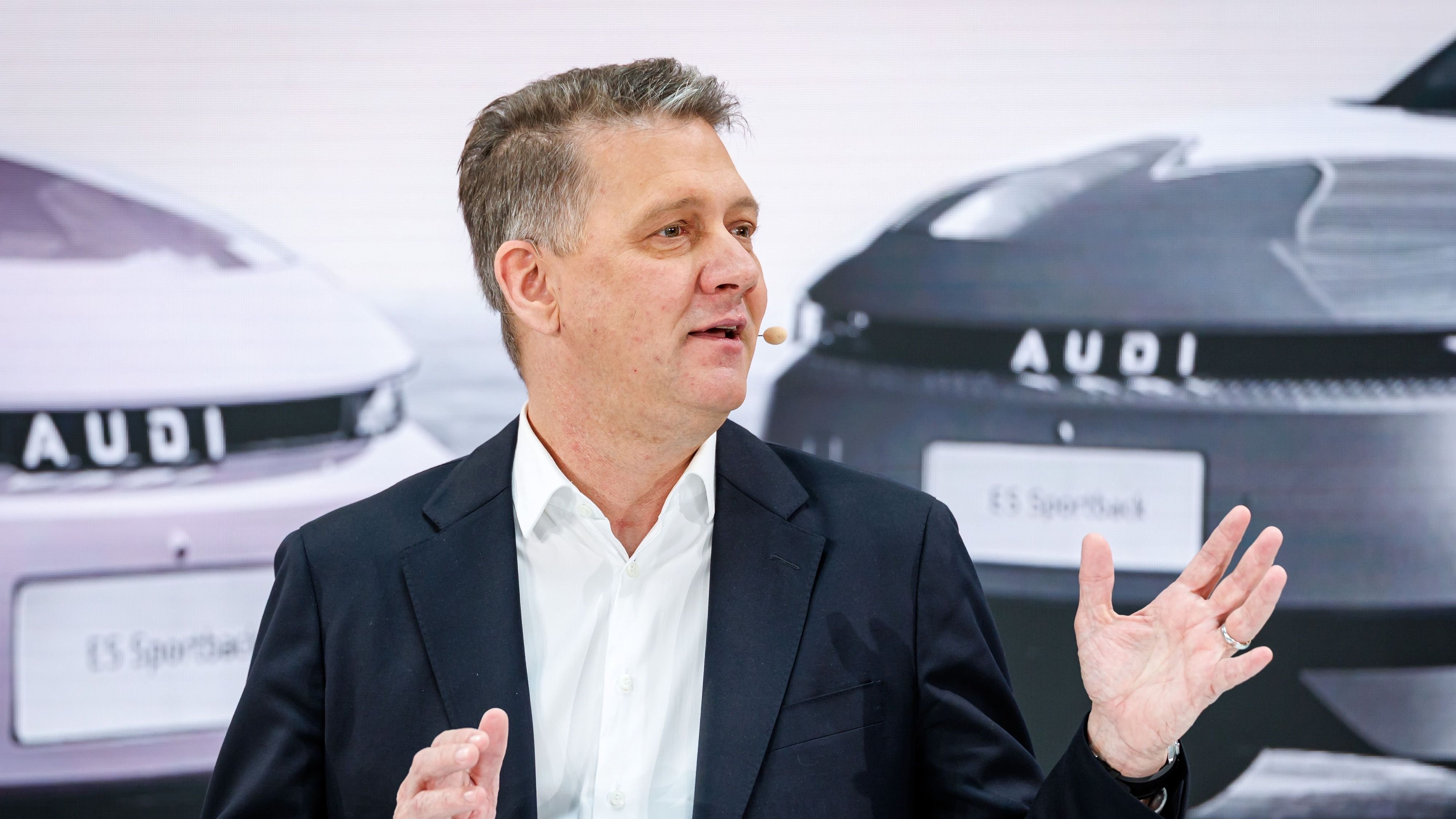 Autobauer: Audi-Chef Döllner kündigt interne Neuaufstellung an