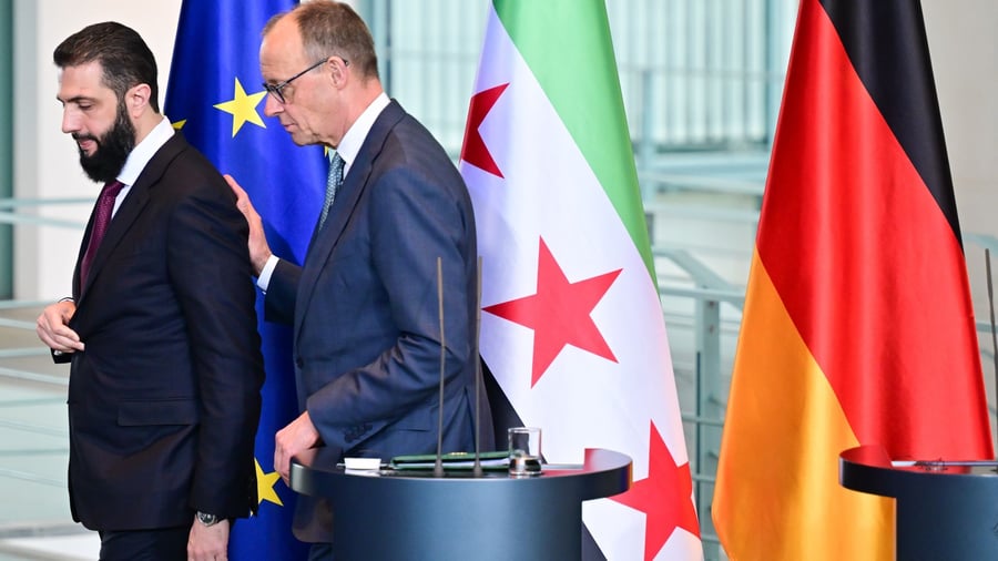 Flüchtlingsdebatte: Regierung sieht „Scheinkonflikt“ bei Debatte um Syrien-Ziel