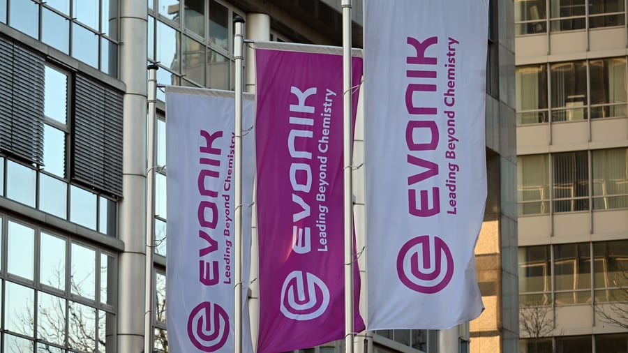 +++ Geschäftszahlen +++: Evonik profitiert von Lieferengpässen in Asien