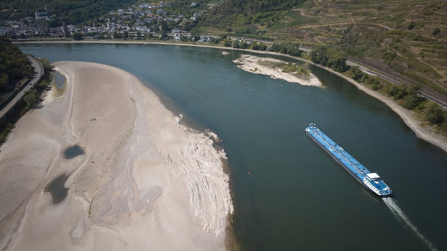 Spritpreise: Niedrigwasser am Rhein macht Tanken teurer