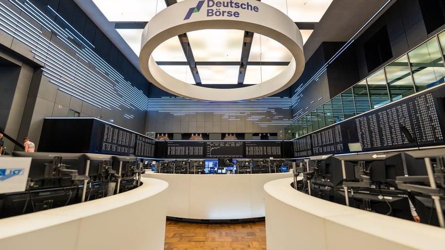 Finanzen: Deutsche Börse führt Handel rund um Uhr für Dax-Aktien ein
