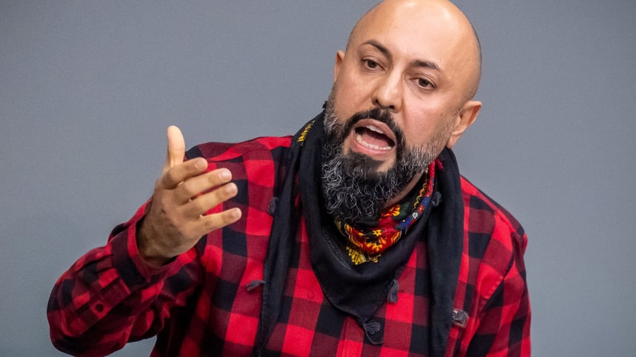 Nach Clan-Kontakt: Linke-Politiker Koçak gibt Sitz in Bundestagsausschuss auf