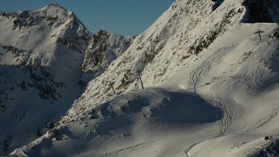 Skiverband warnt: Lawinen: Auch verspurte Hänge bergen Gefahren