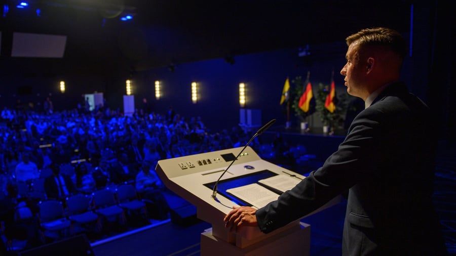 Generation Deutschland: AfD-Jugend feiert Siegmund - Uneinigkeit beim Thema Euro