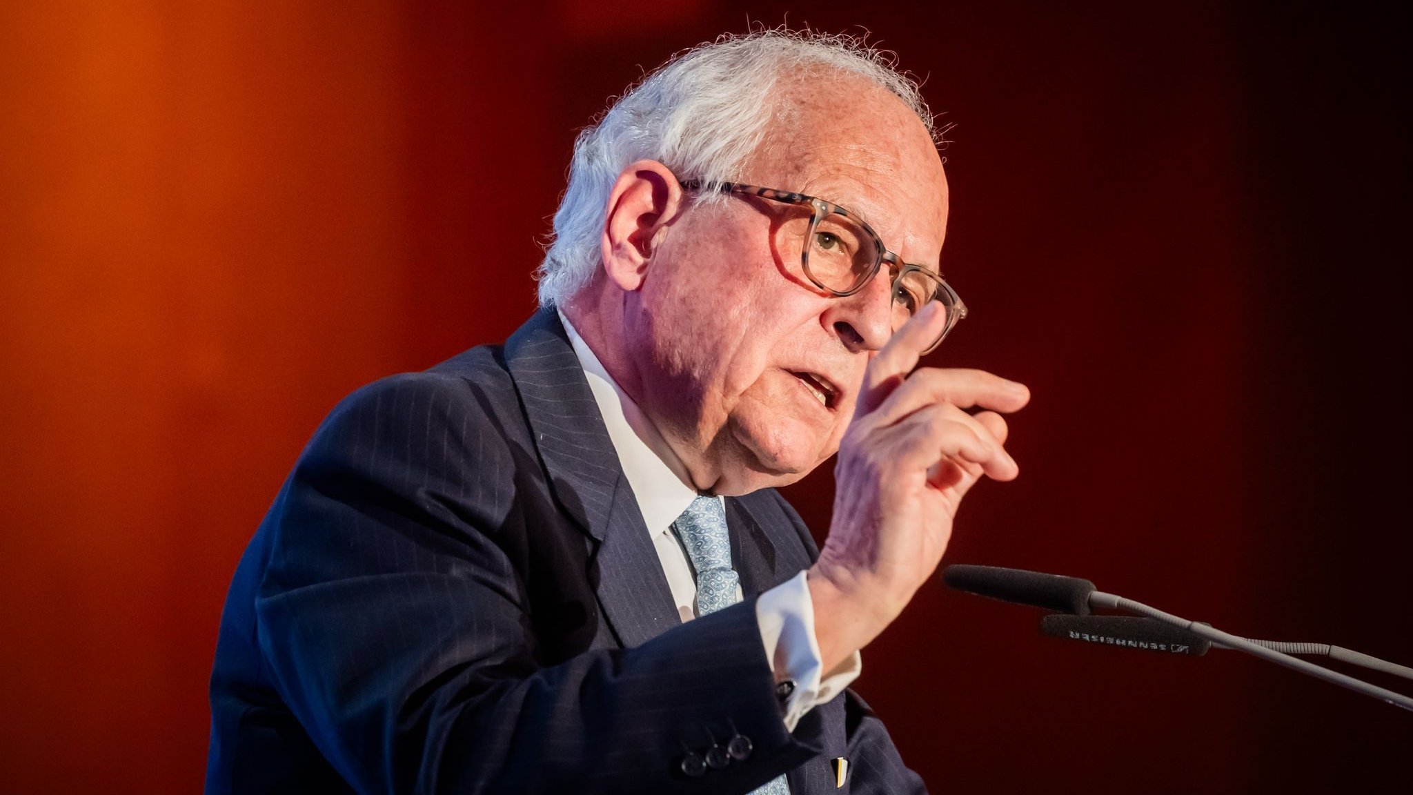Wolfgang Ischinger: “We are facing our most dangerous fall yet”