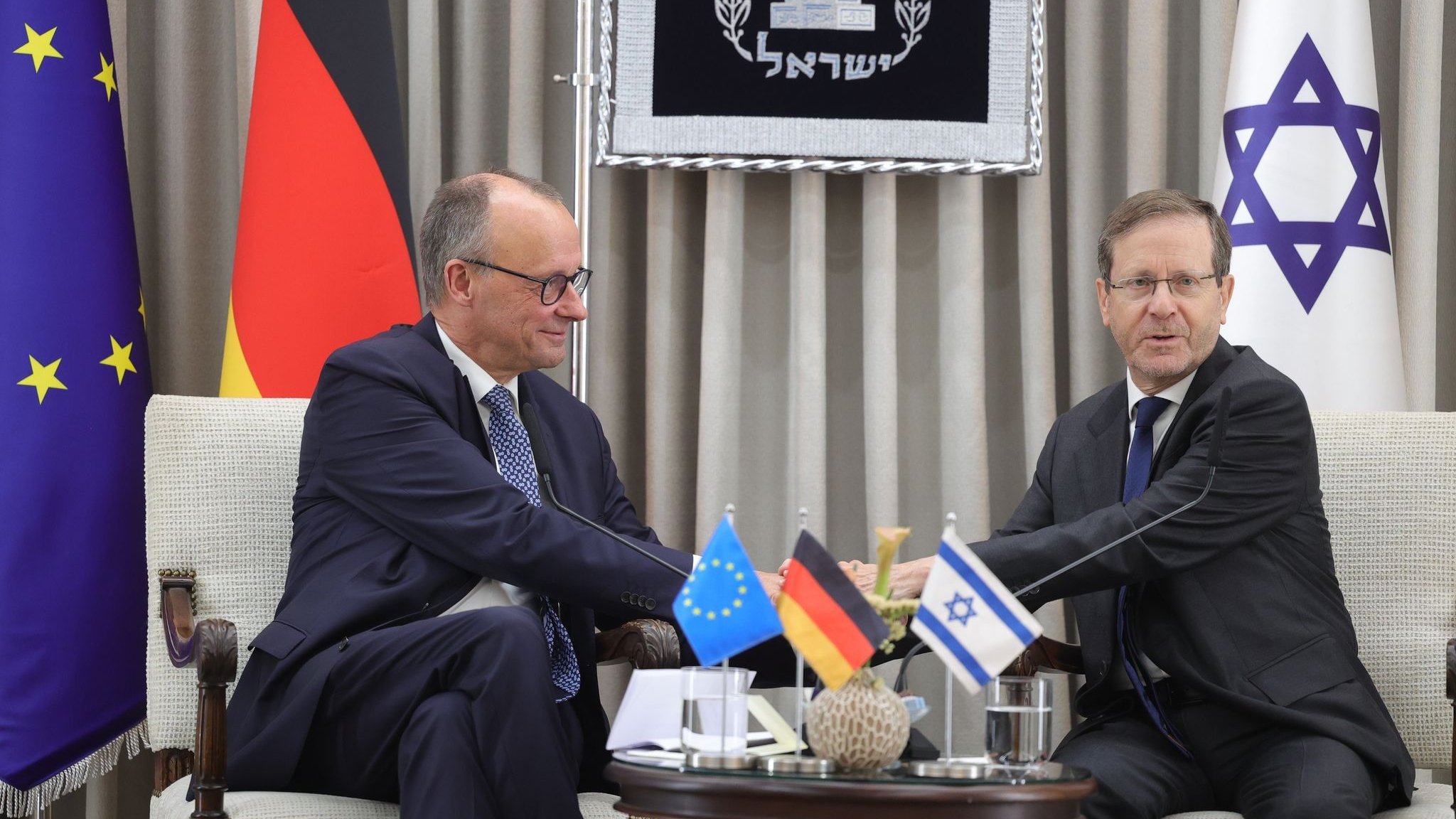 Difficult inaugural visit: Merz: Germany always stands by Israel