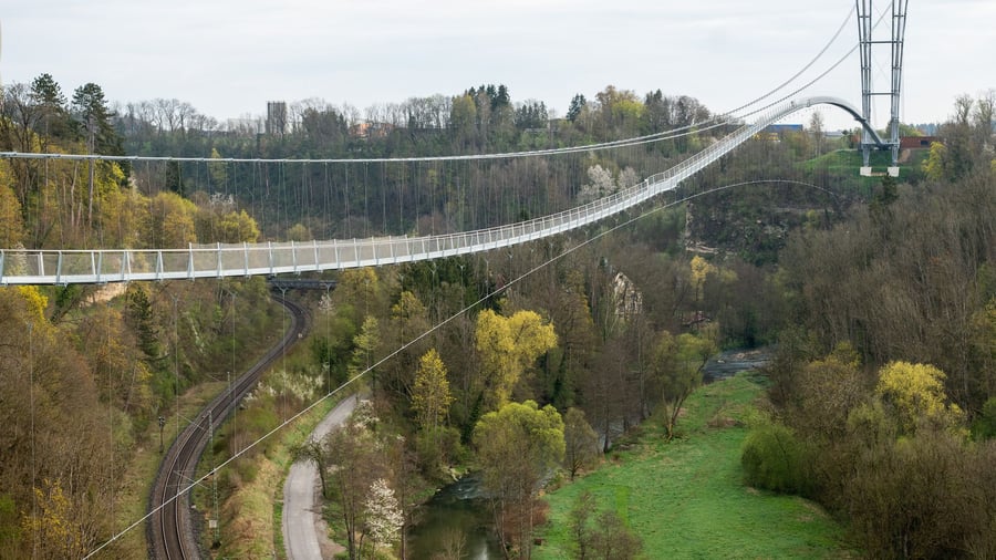 „Neckarline“: Neue rekordverdächtige Hängebrücke am Neckar