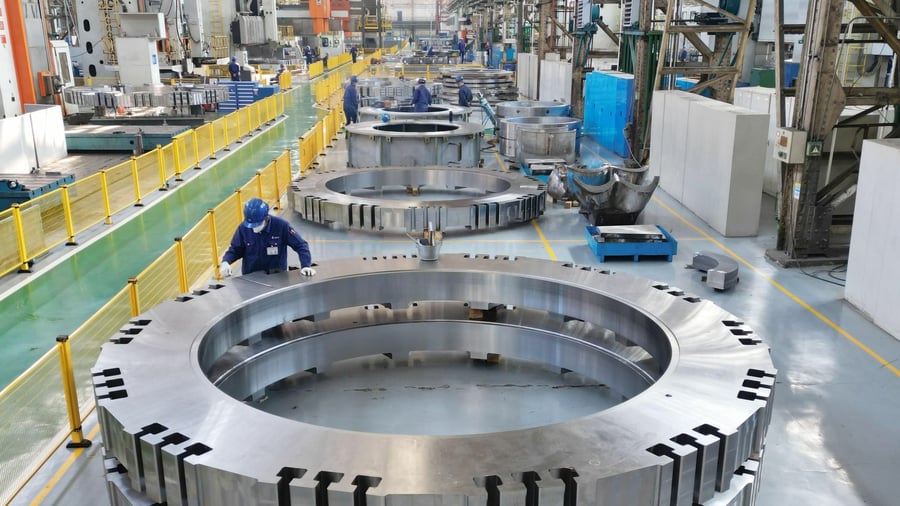 China investment slump drags growth