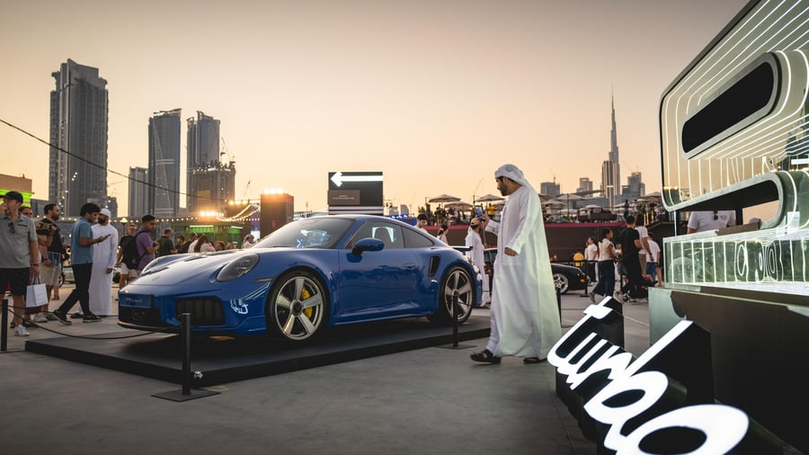 Nahost-Konflikt: ﻿Autotransport per Flugzeug, Angst vor dem Ölpreis – So trifft der Iran-Krieg die Autoindustrie