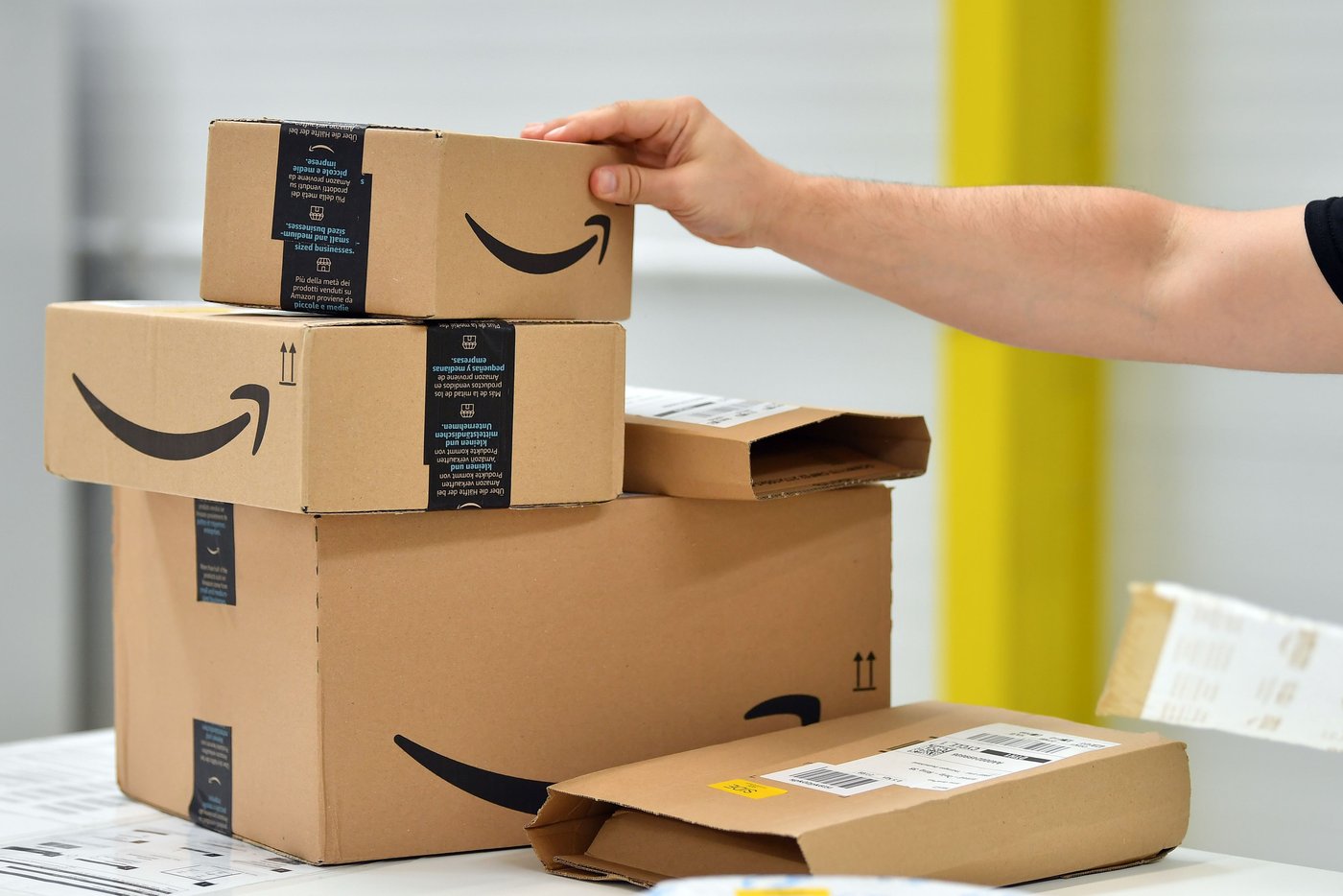 Logistik Amazon ist bei Zustellung von Paketen auf dem Vormarsch