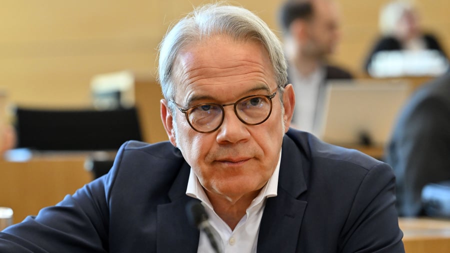 Landtagswahl: „Enorme Risiken“ – SPD-Innenminister sieht bei AfD-Regierung kritische Infrastruktur gefährdet