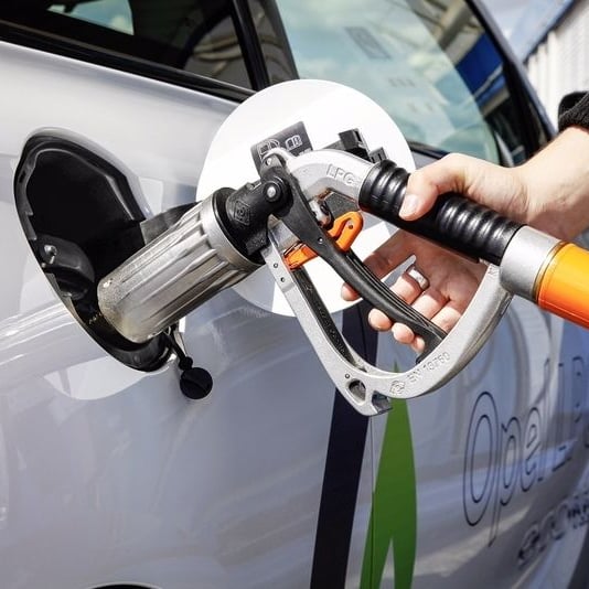 Fragen und Antworten zu CNG und LPG: Gas geben auf ökologischere Art