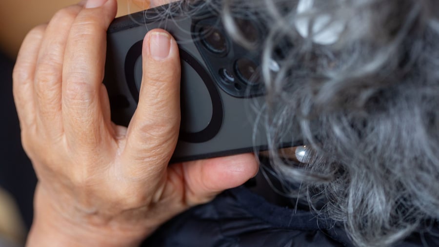 Guthaben-Nutzung: Prepaid-Handys kommen aus der Mode