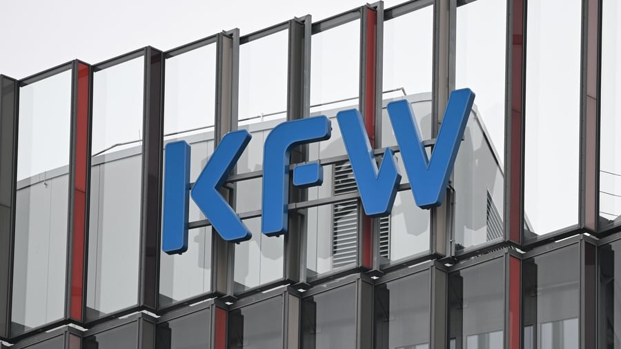 KfW-Analyse: Jeder dritte Mittelständler verschiebt Investitionen