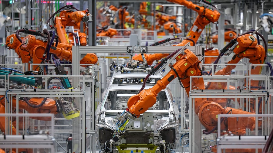 Auto cuts slam German industry