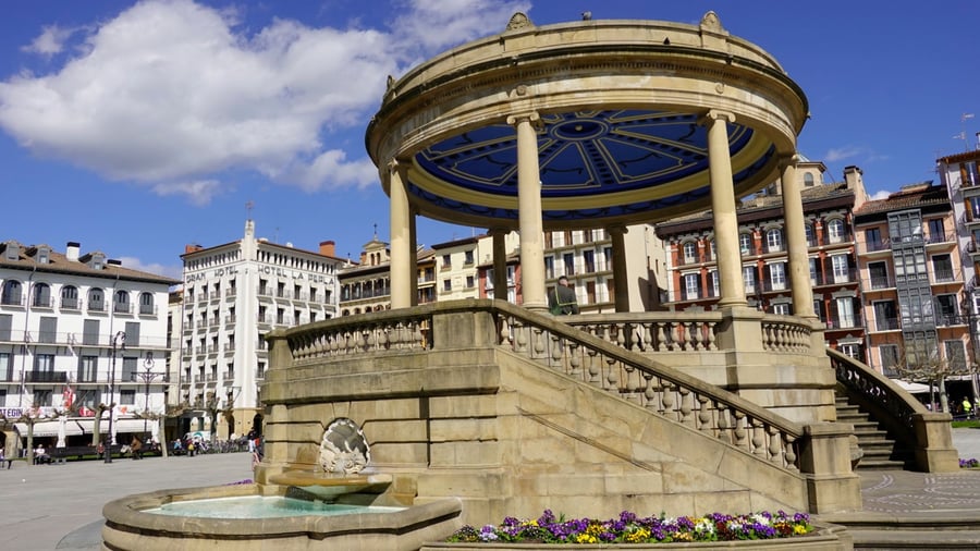 Volksfest in Nordspanien: 100 Jahre „Fiesta“ – auf Hemingways Spuren in Pamplona
