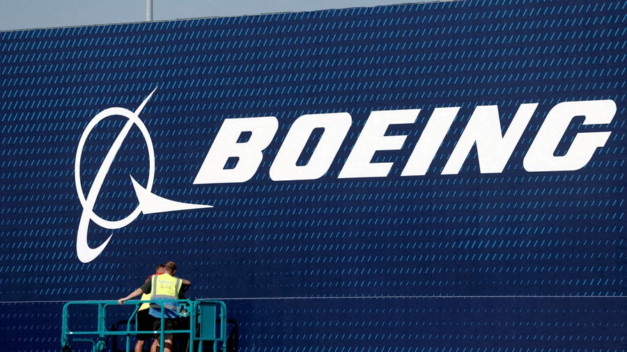 3,000 Boeing workers end strike