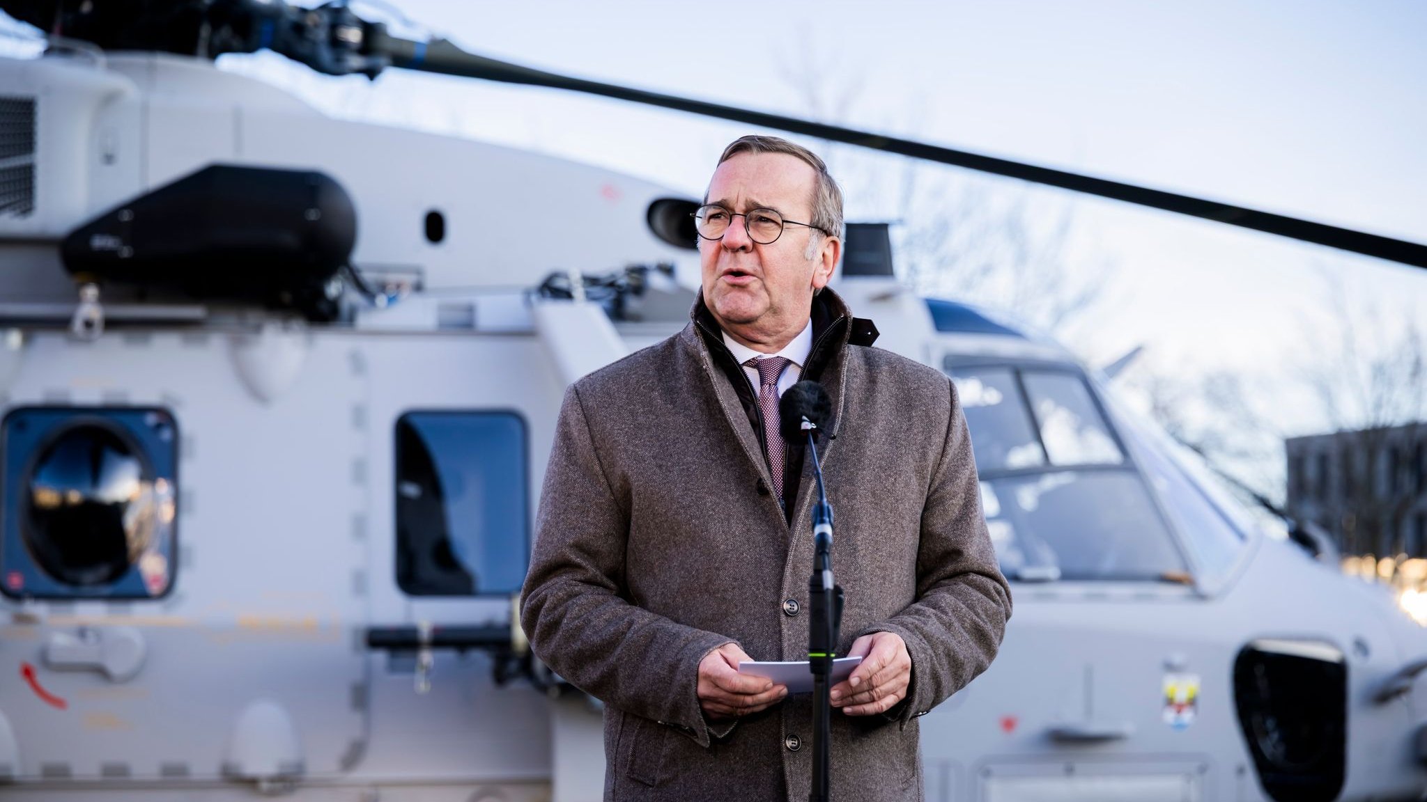 New military service: Daily order to the troops: Making military service a ...