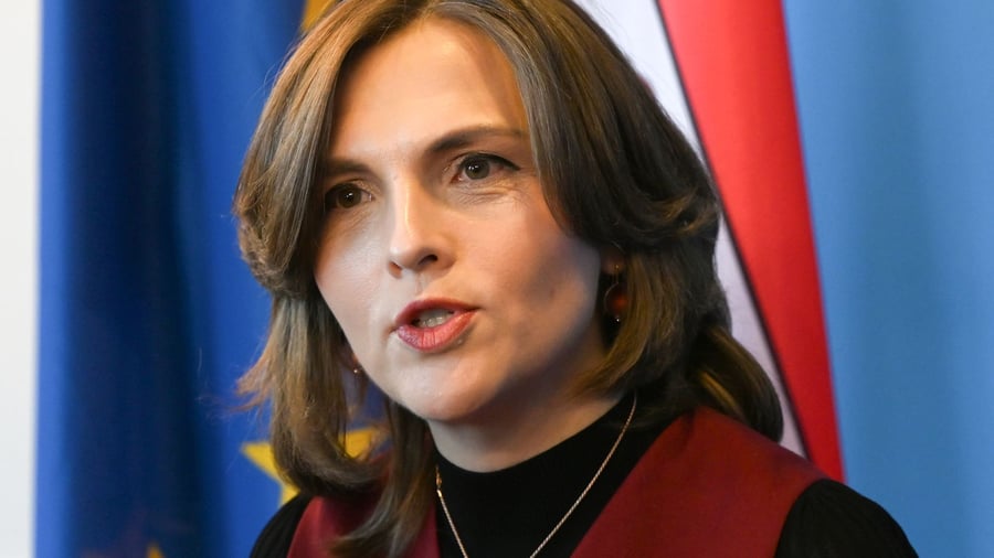 Ölraffinerie: Ostbeauftragte: PCK-Raffinerie in Brandenburg ist gesichert