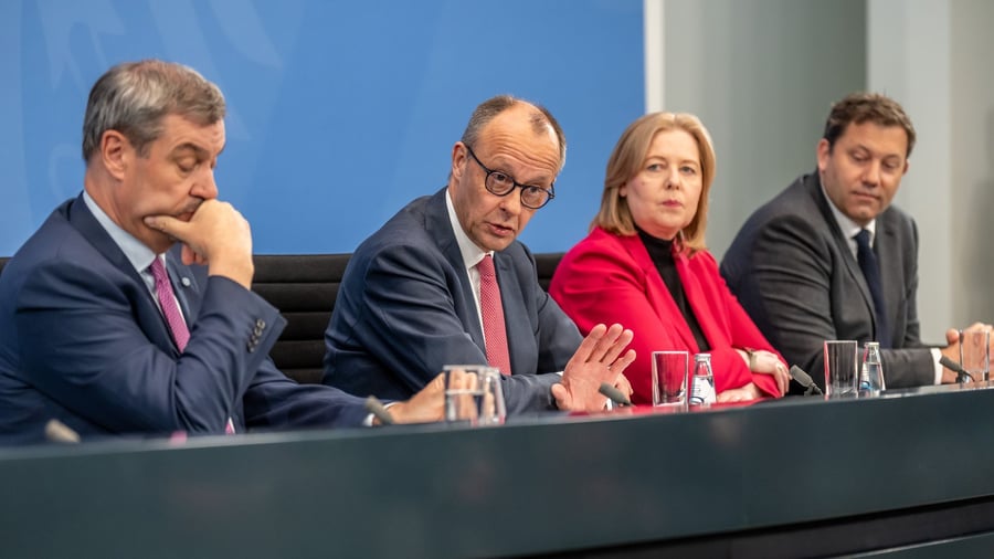 Spritpreise: Koalition will Autofahrer durch Steuersenkung entlasten