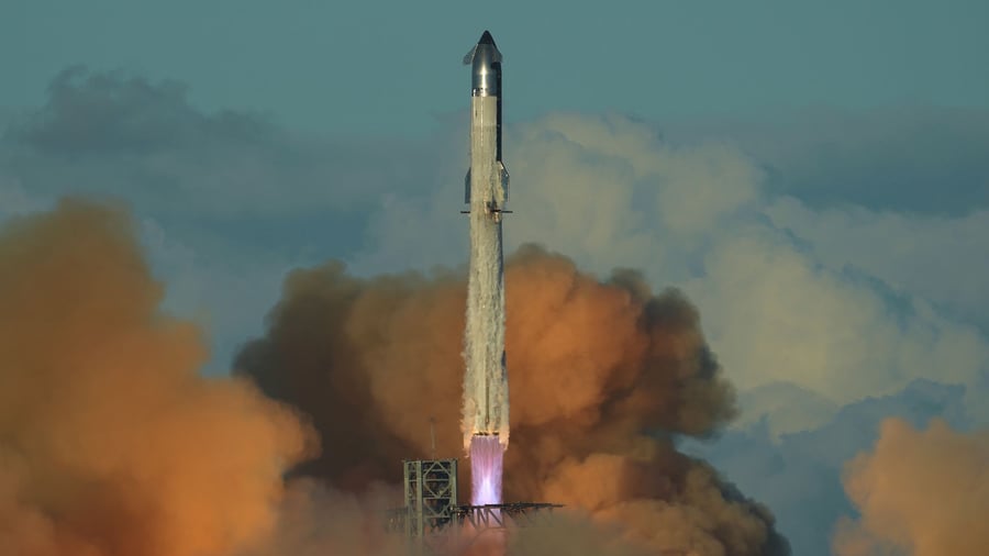 SpaceX-Projekt : Riesen-Rakete Starship absolviert elften Testflug