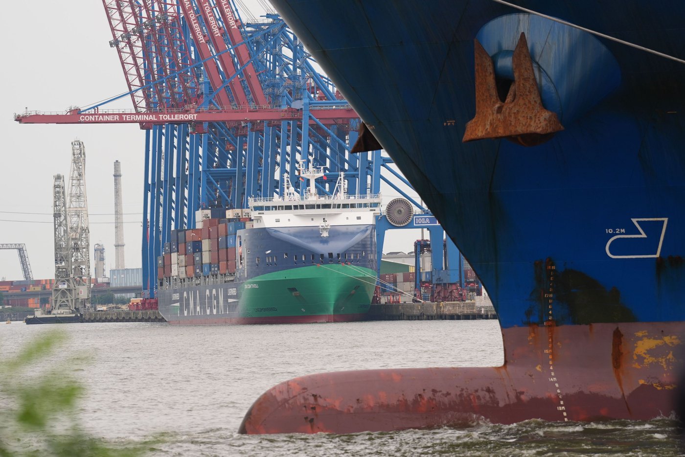 Container port: Seaports see investment needs of 15 billion euros