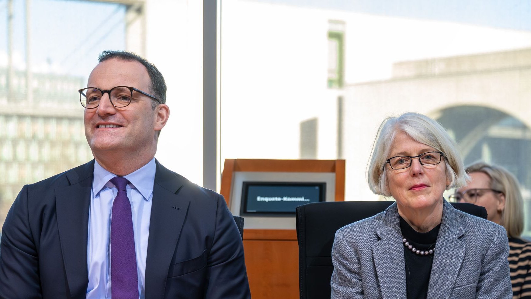 Mask affair: Spahn on corona mask deals - | 