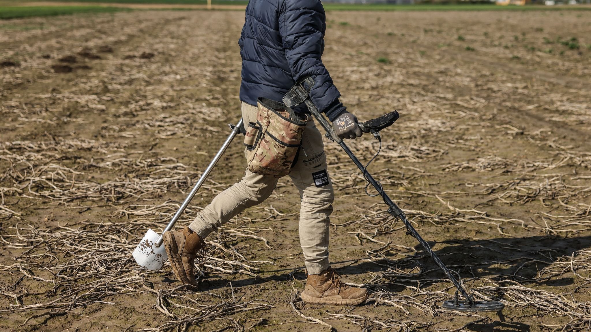 Oft greift Schatzfundrecht: Mit dem Metalldetektor unterwegs: Wem gehören die Funde?