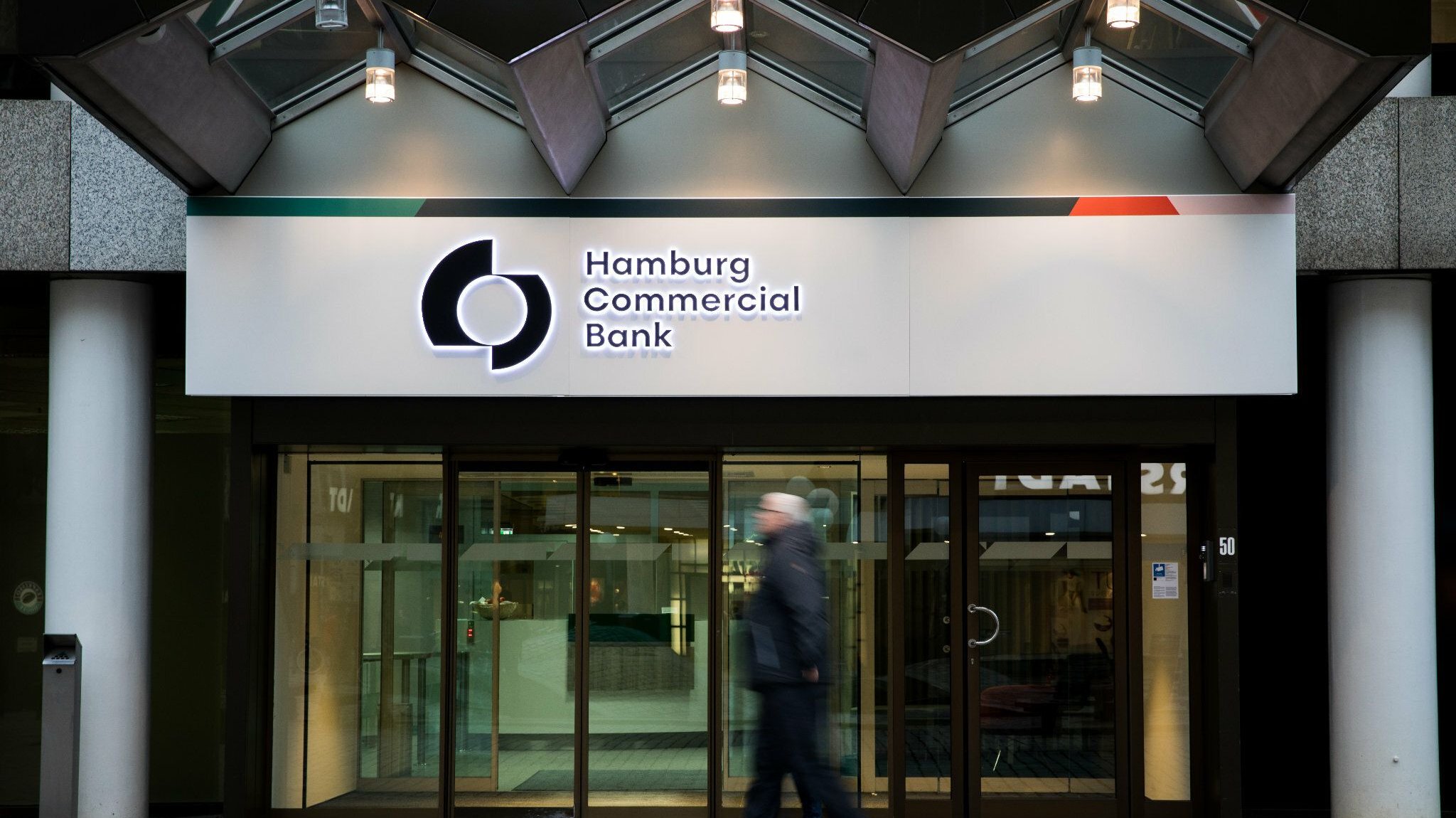 HCOB-Chef Banwell kündigt nach sieben Monaten seinen Abschied an
