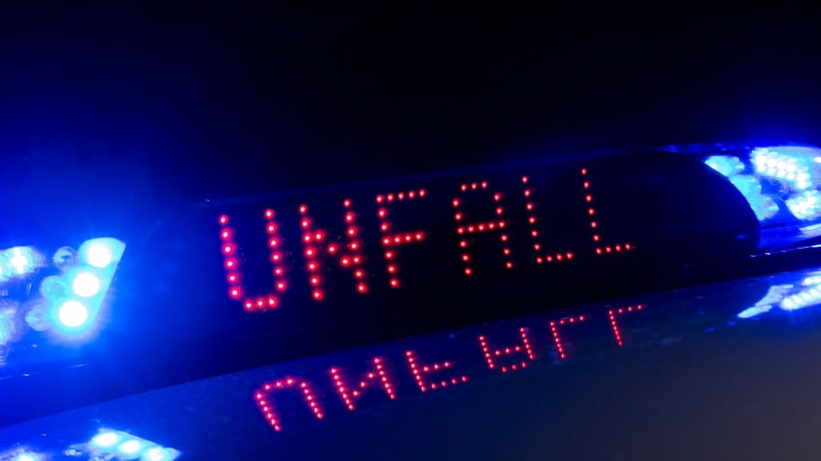 Unfall auf der Autobahn: Mit 200 km/h aufgefahren – gibt es Schmerzensgeld?