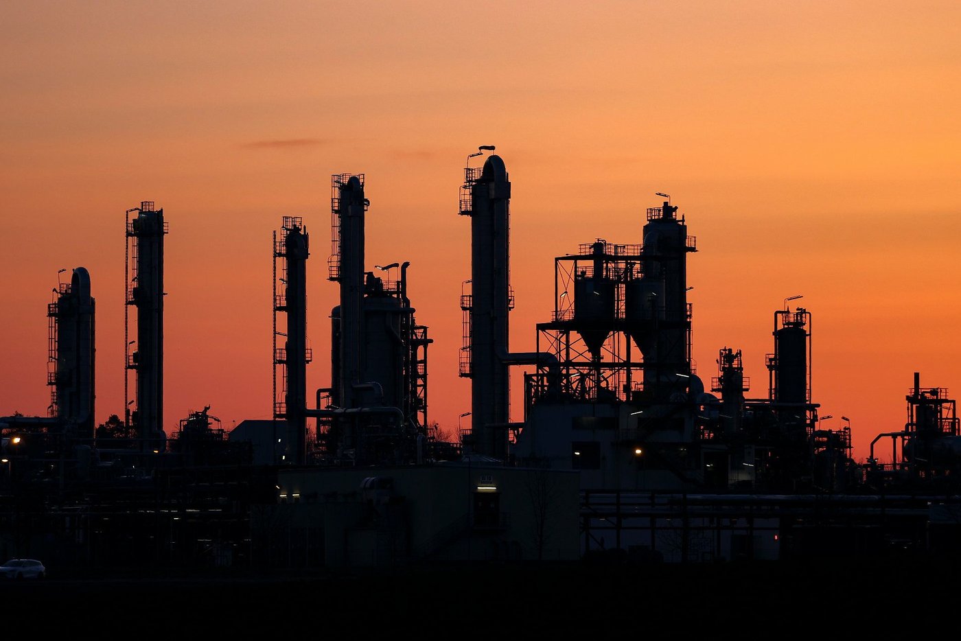 Chemieindustrie Krisenstimmung Pur Auftragsbestand Bricht Ein Die Chemieindustrie In Der Zwickmühle - 8n7nwqy