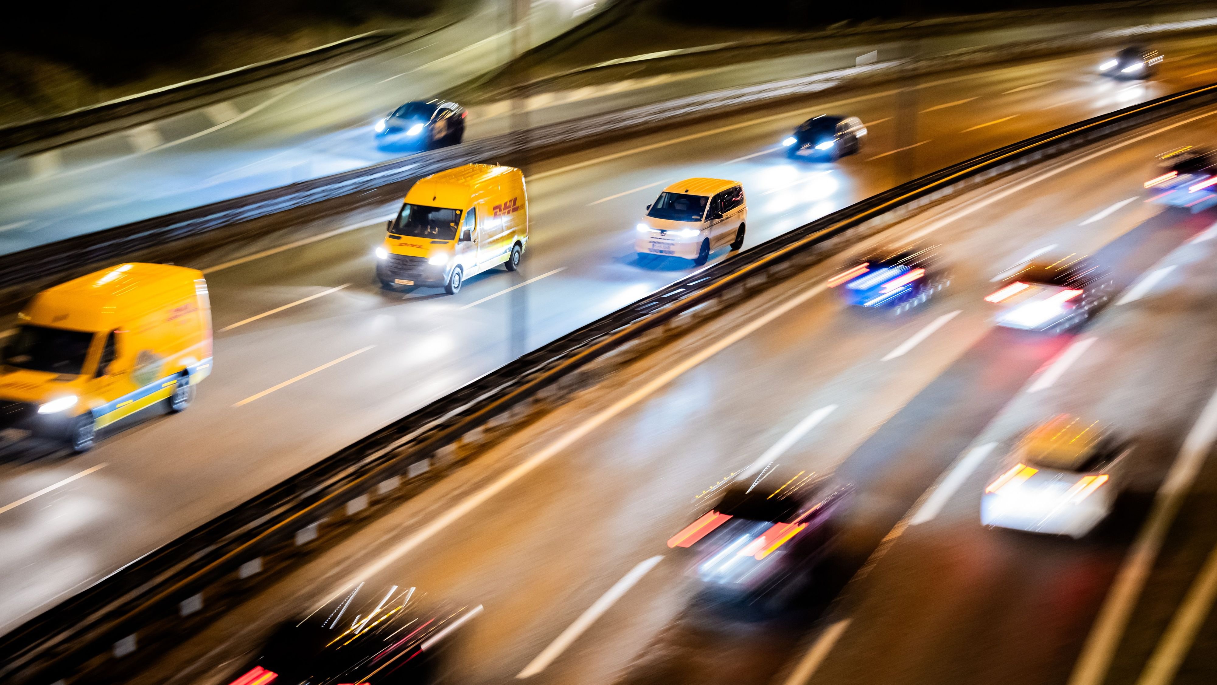 Sparma&szlig;nahmen: Energieagentur fordert Tempolimit und Homeoffice gegen &Ouml;lkrise