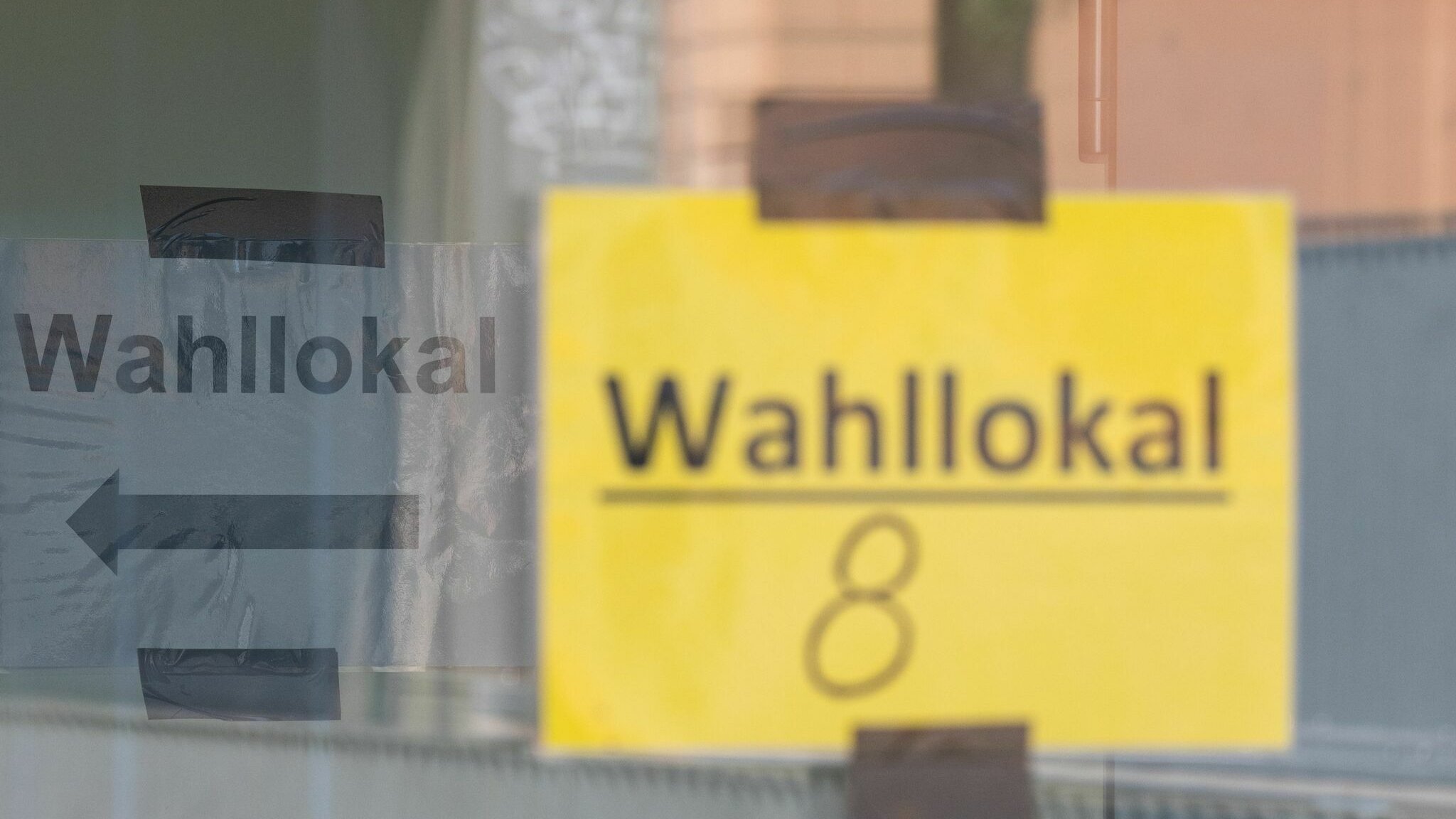 wann sind die wahllokale geöffnet