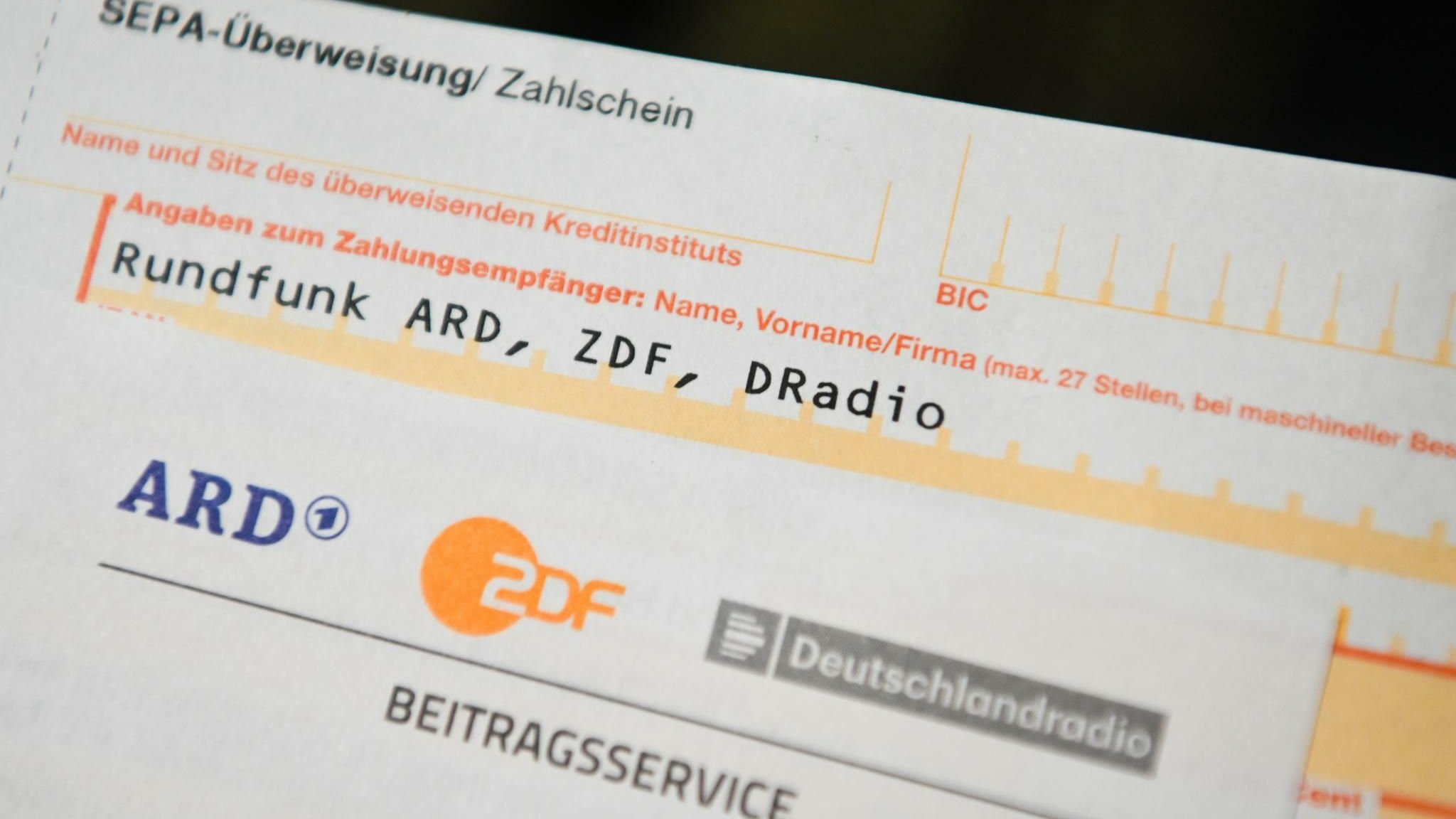 www.handelsblatt.com