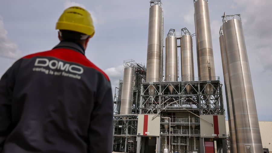 Industrie: Chemiewerk Leuna mit Hunderten Jobs gerettet