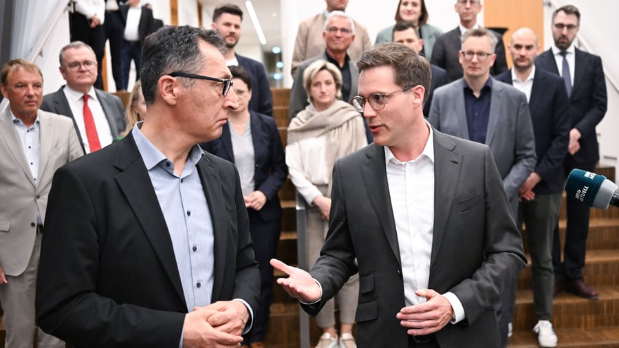 Regierungsbildung: Grün-Schwarz im Südwesten einigt sich auf Koalitionsvertrag