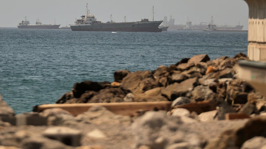 Iran-Krieg: Iran: Neue Anti-Schiffs-Rakete im Einsatz